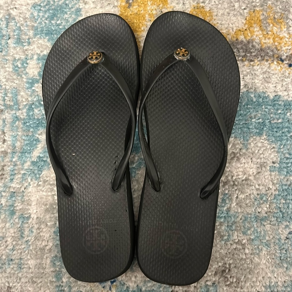 Tory Burch Rubber flip flops